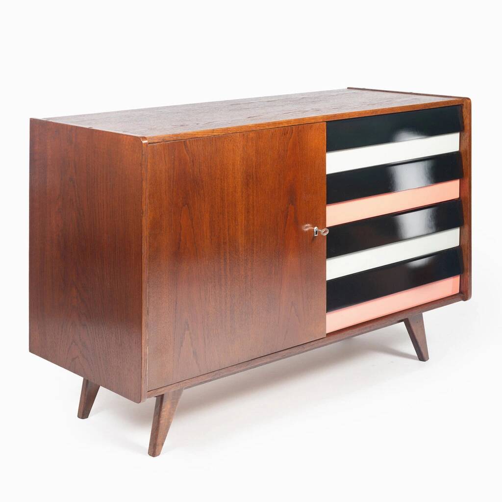 Original U-458 cabinet designed by Jiří Jiroutek in 1958