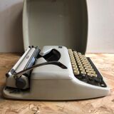 Old writing machine triumph tippa bakelite grey + vintage trunk