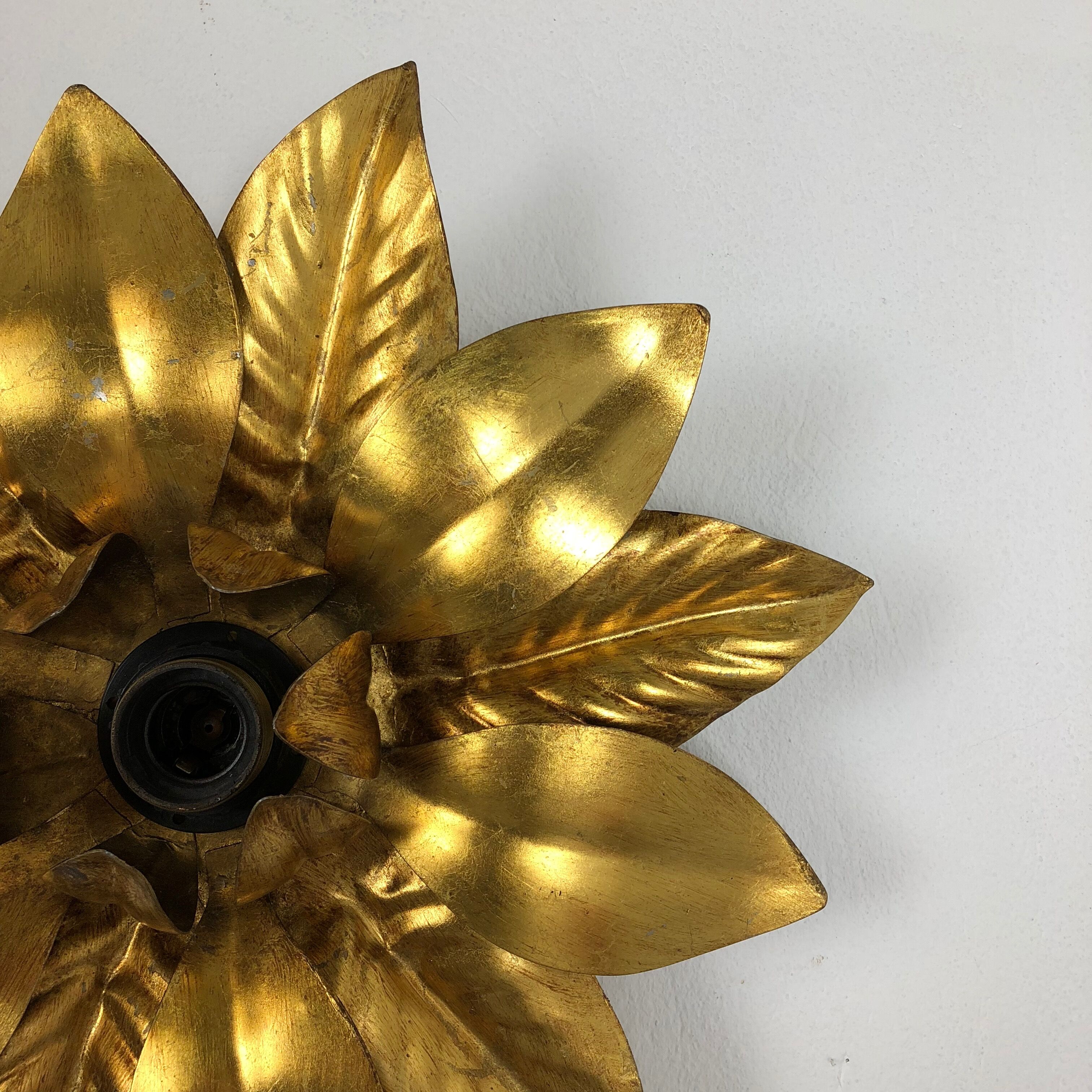 Set of 3 Golden Florentiner Leaf Theatre Wall Ceiling Light Sconces, Italy 1960s