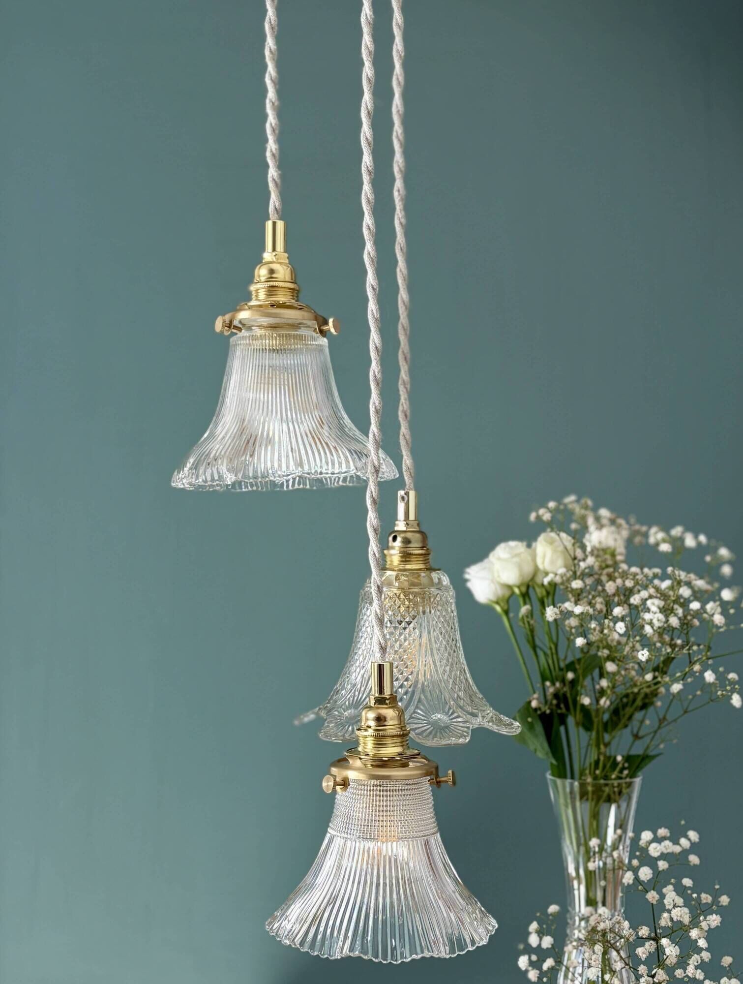 Vintage triple tulip pendant light in chiseled glass and holophane