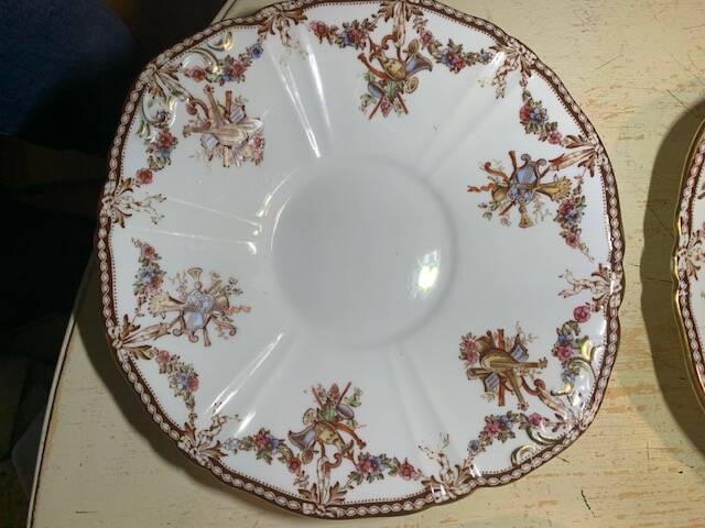 Service à dessert signé William Alsager Adderley, 25 pièces