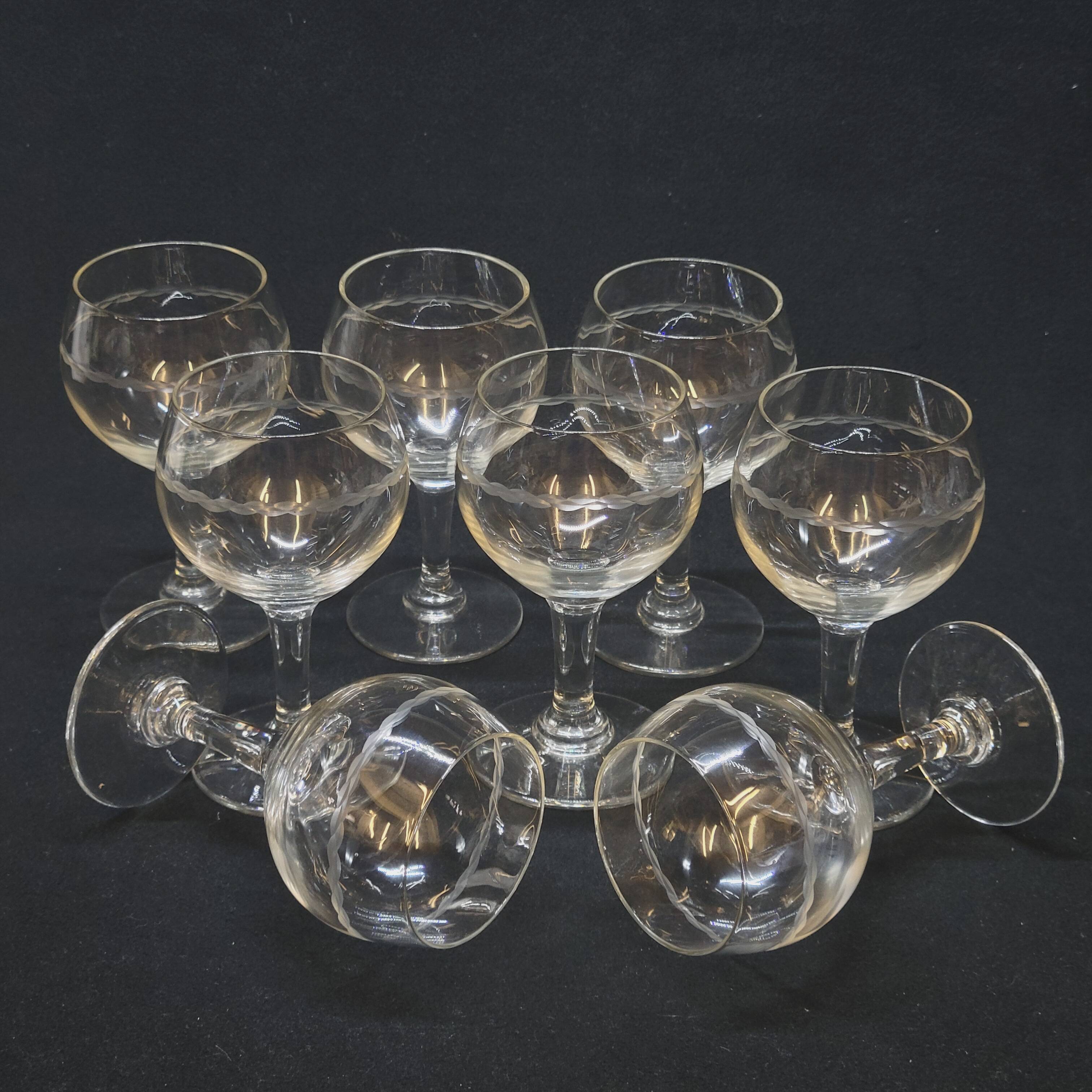 8 wine glasses in chiseled cut glass