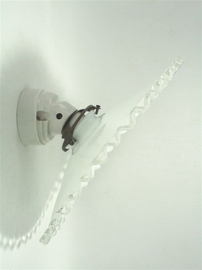 Duo of white ceramic wall lamps
