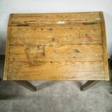 Desk desk