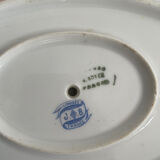 Porcelain sauce boat