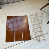 String-type wall shelf