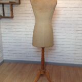 Seamstress mannequin