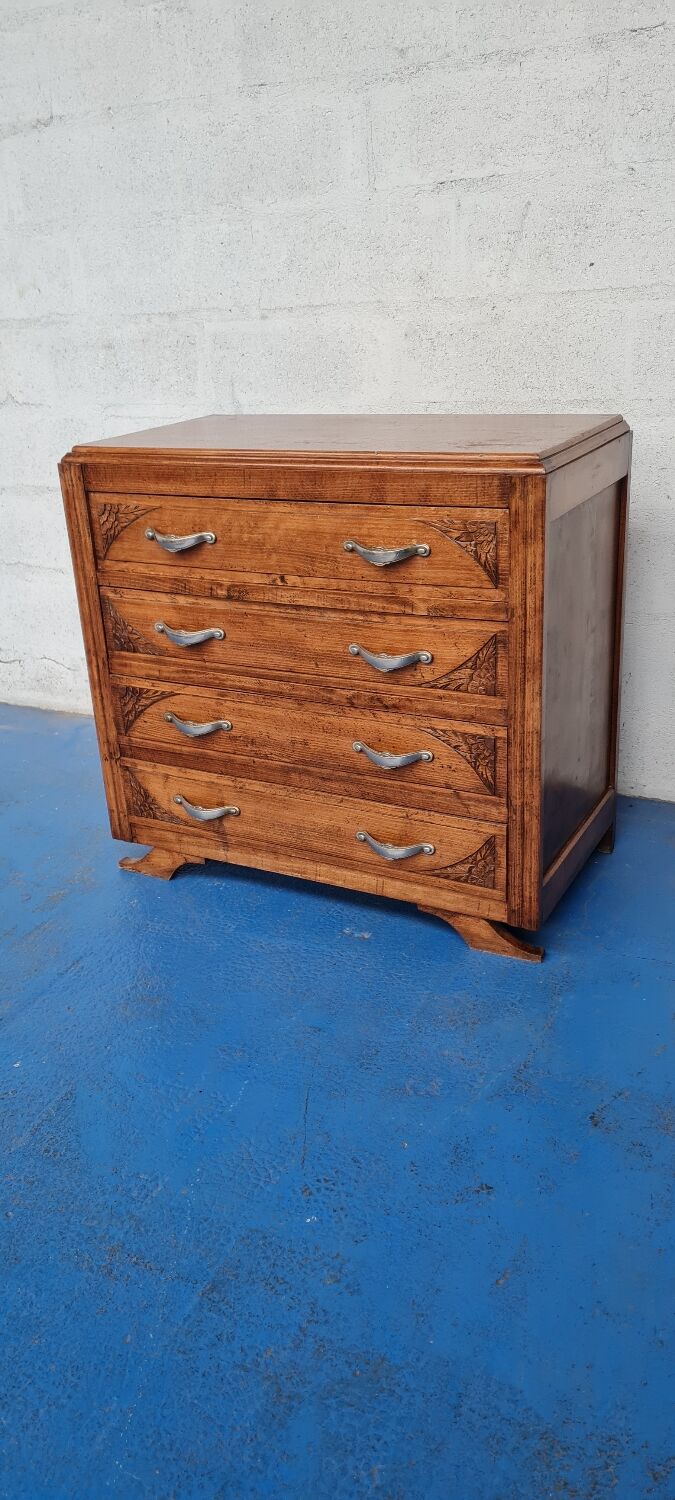 Oak art deco chest of drawers