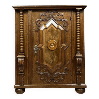Alsatian ceremonial furniture in oak and magnifying glass, louis xiii period / 17th century