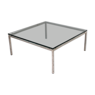 Coffee table designed by Florence Knoll for Knoll International
