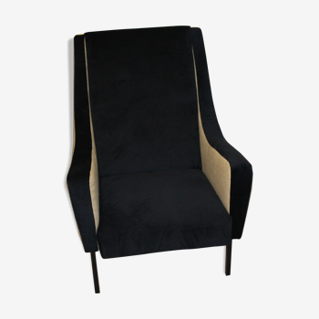 Midnight blue velvet armchair