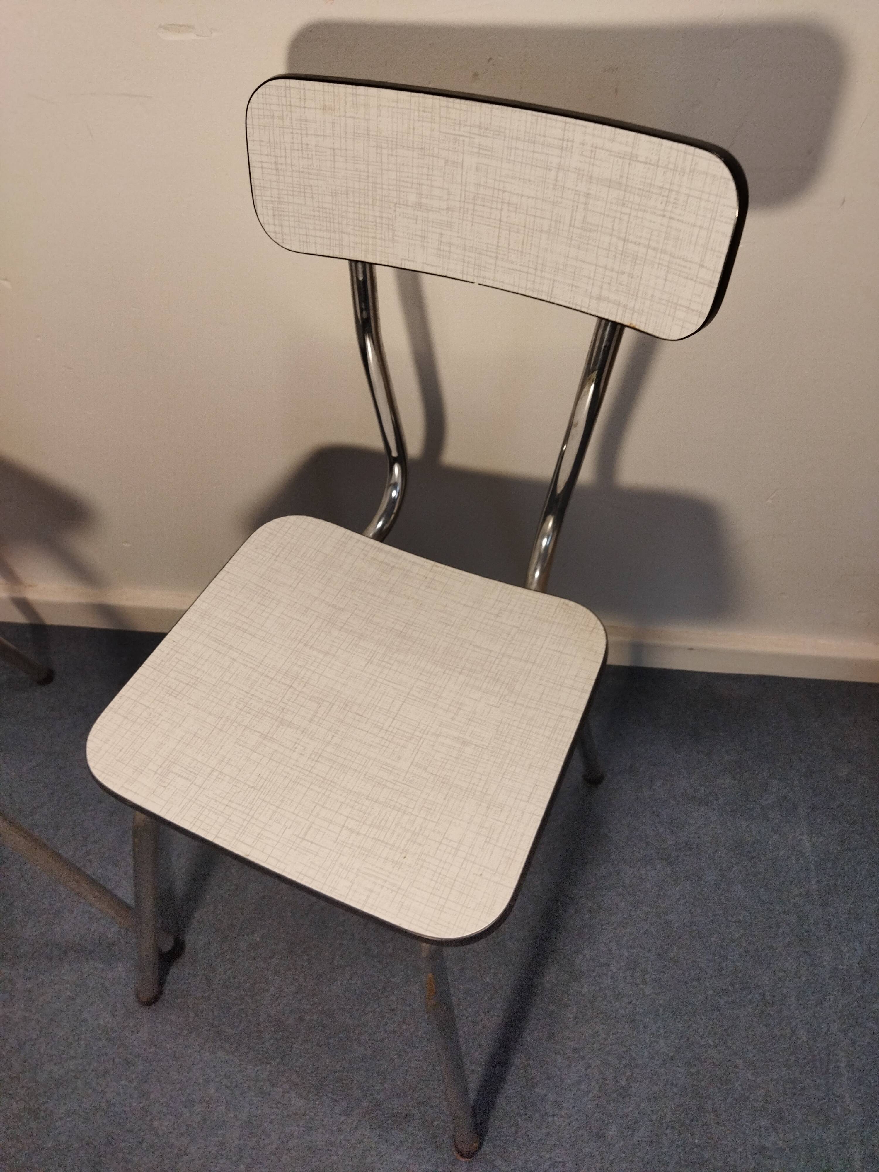 Paire de chaises formica
