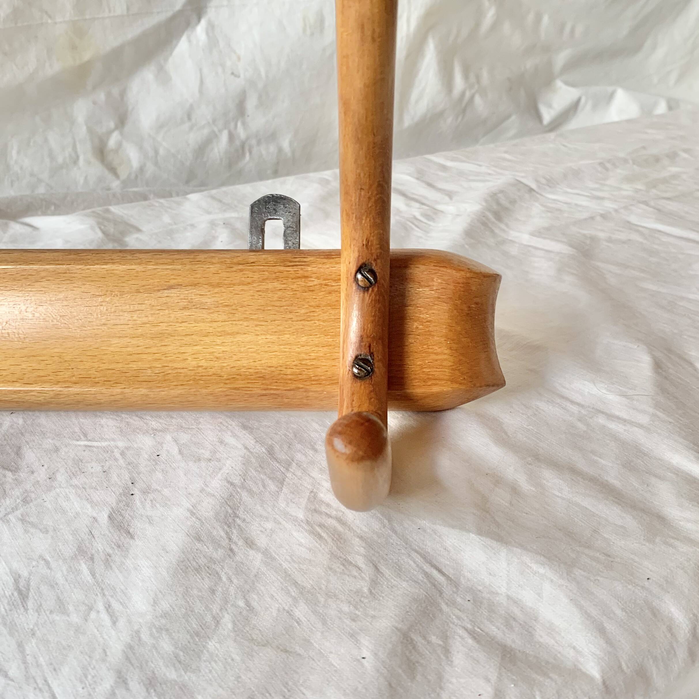 Old Thonet wall coat rack in bent wood - 3 hooks