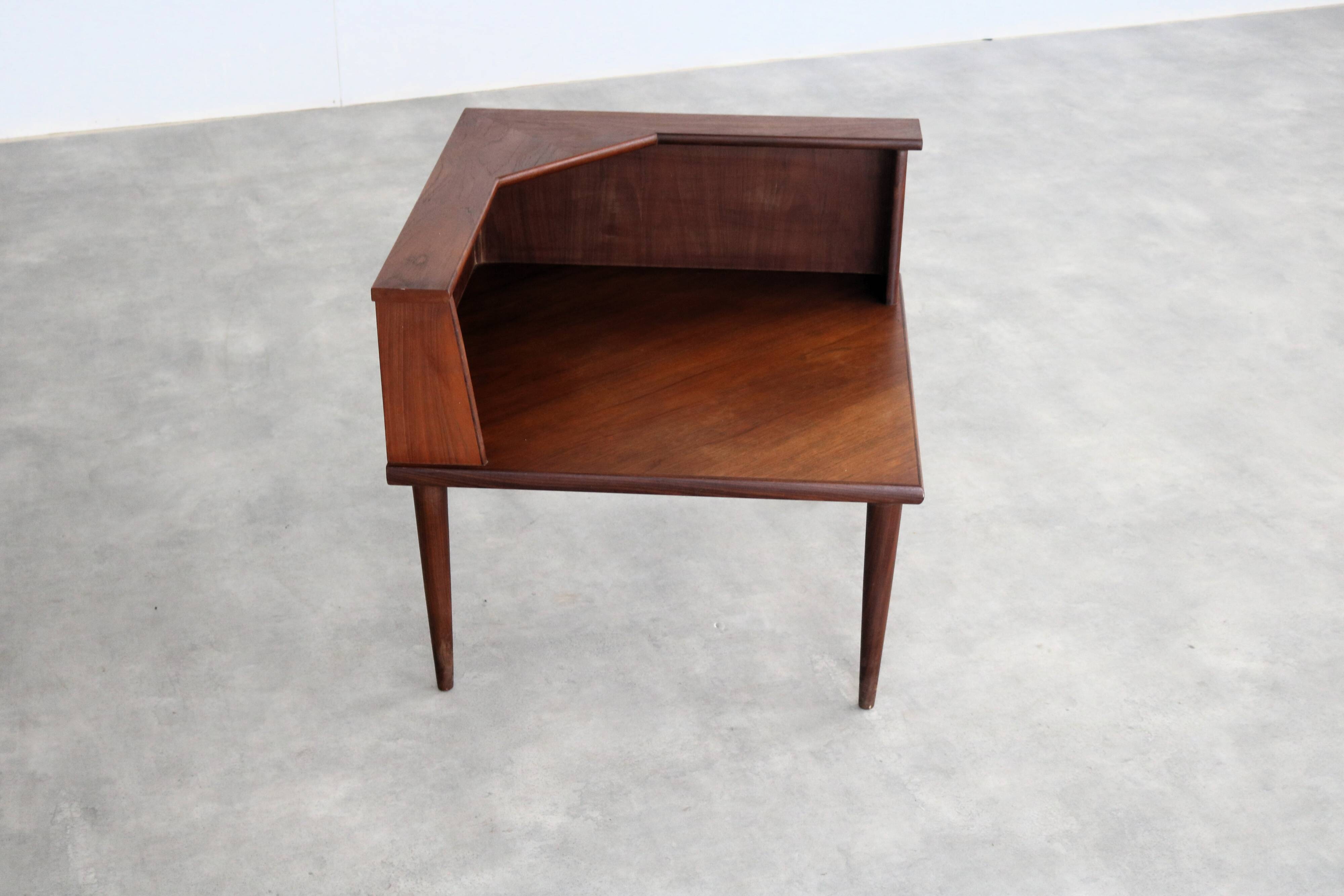 Table basse vintage | table d'angle | années 1960 | Suède