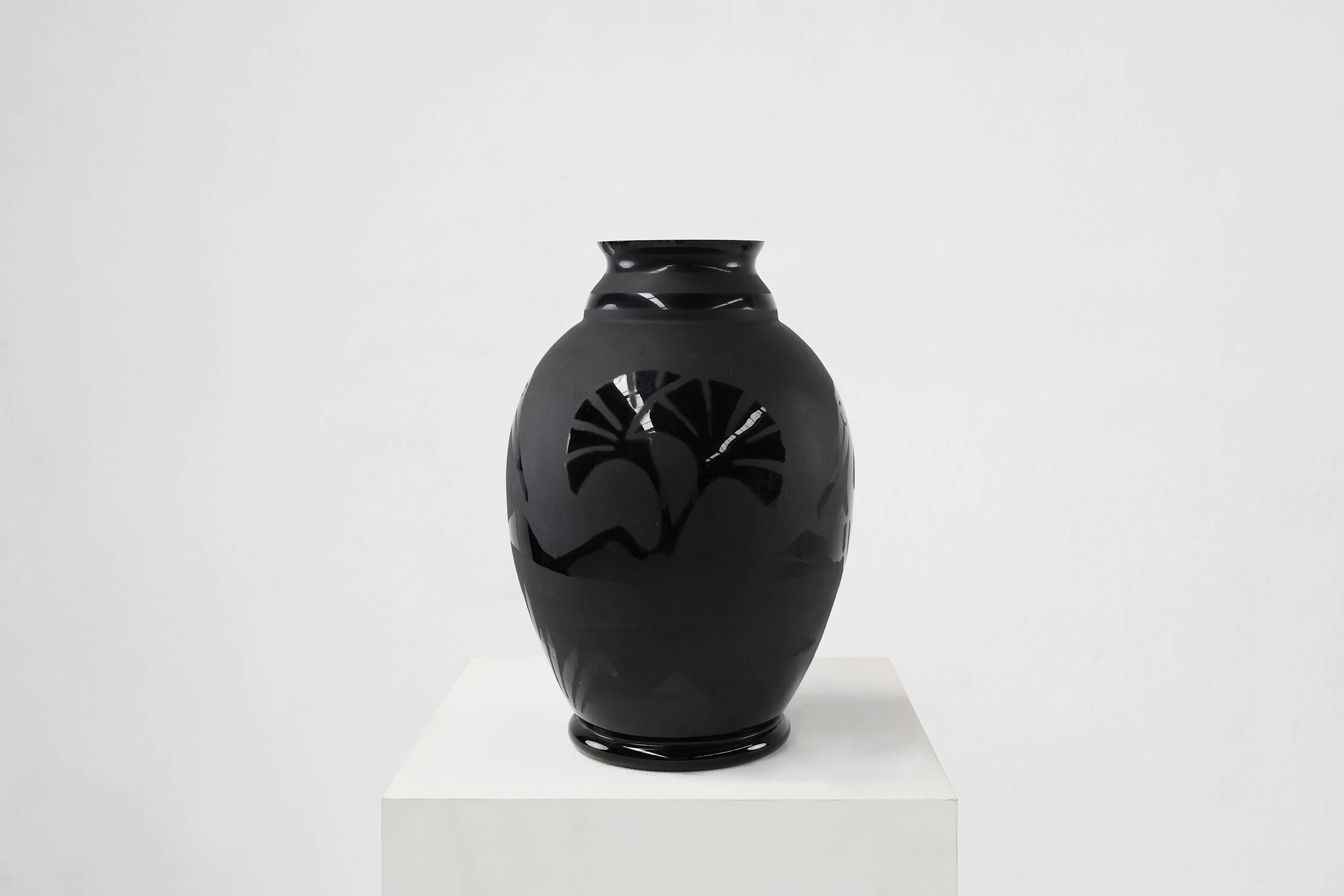 Large vase by Paul Heller and The Boom Glass “De Rupel”, Belgium 1930s