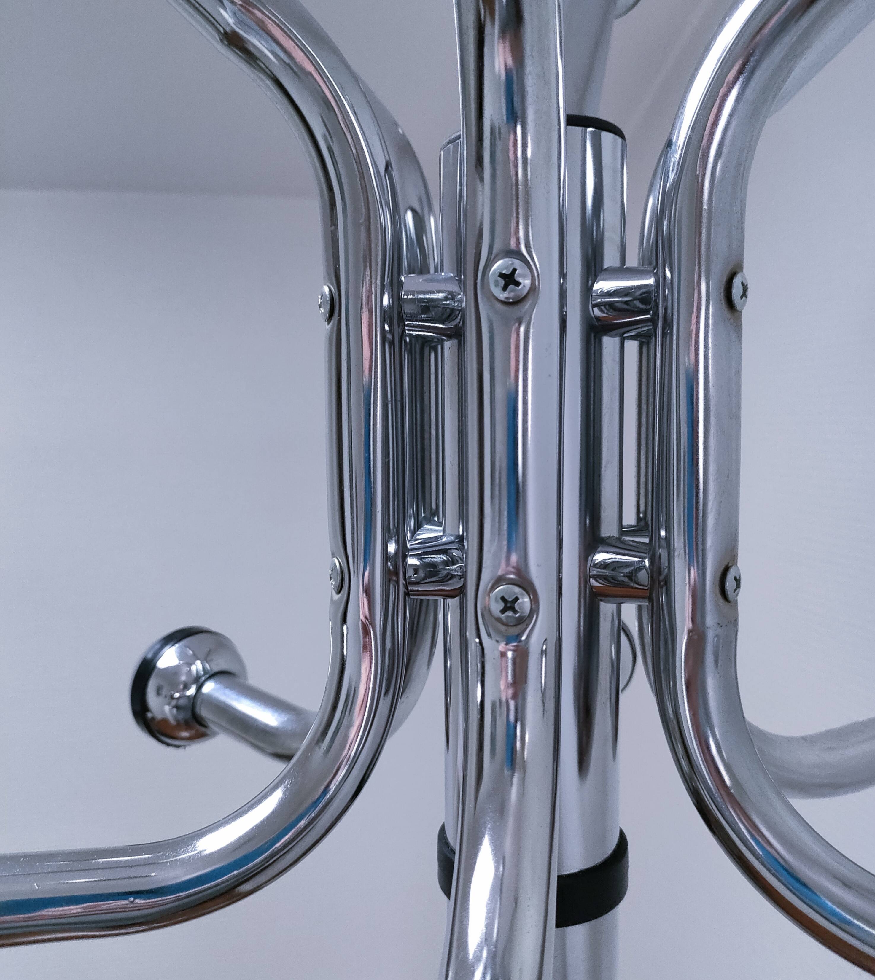 Portemanteau métal chromé design années 80