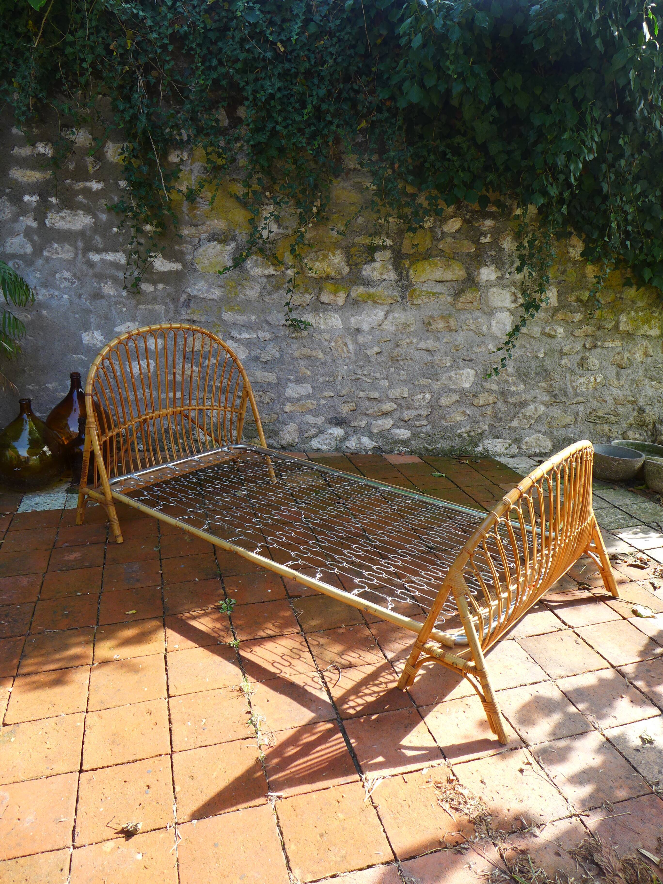 Vintage rattan bed 90X190