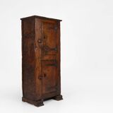 Rare French 16th century oak cabinet with beautiful patina