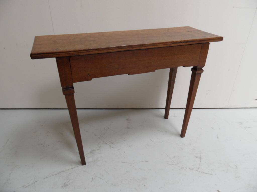 Antique oak sidetable