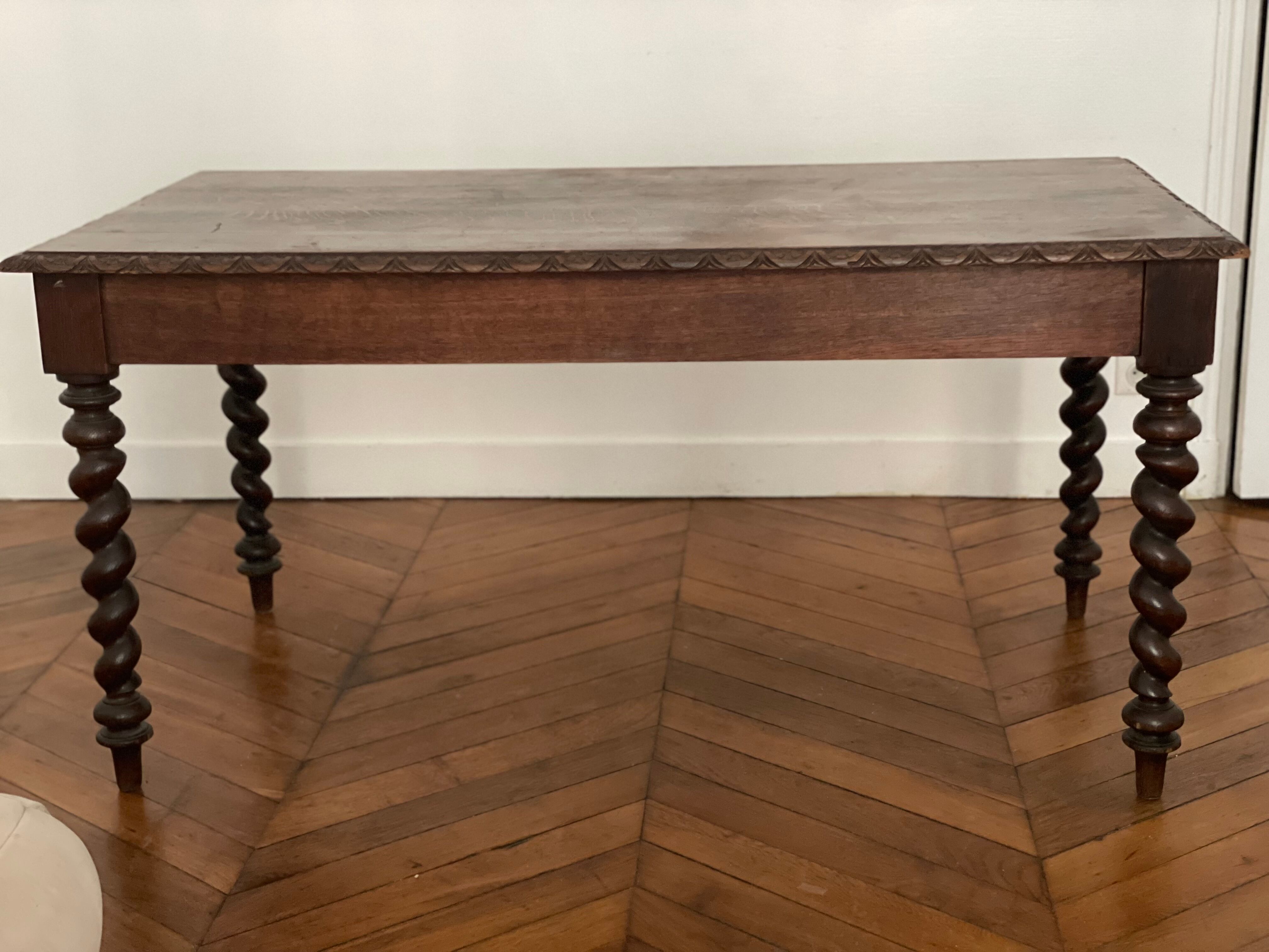 Old farm dining table Louis XIII turned wood