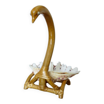 Empty pocket "swan" in rattan and shell