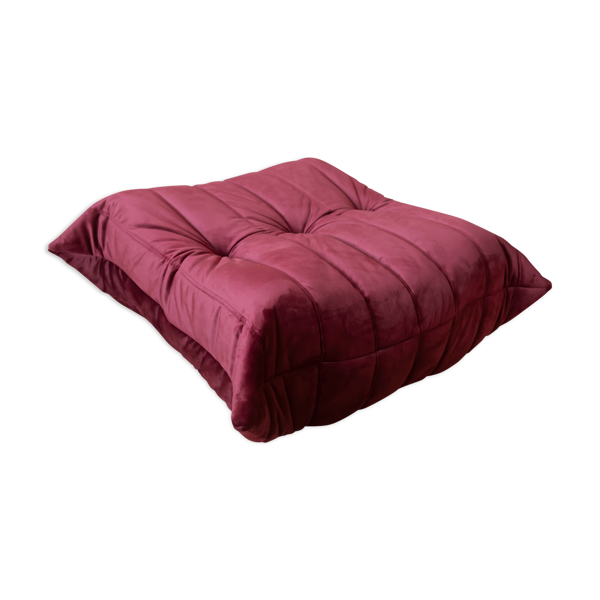 Ottoman Togo en velours bordeaux par Michel Ducaroy pour Ligne Roset