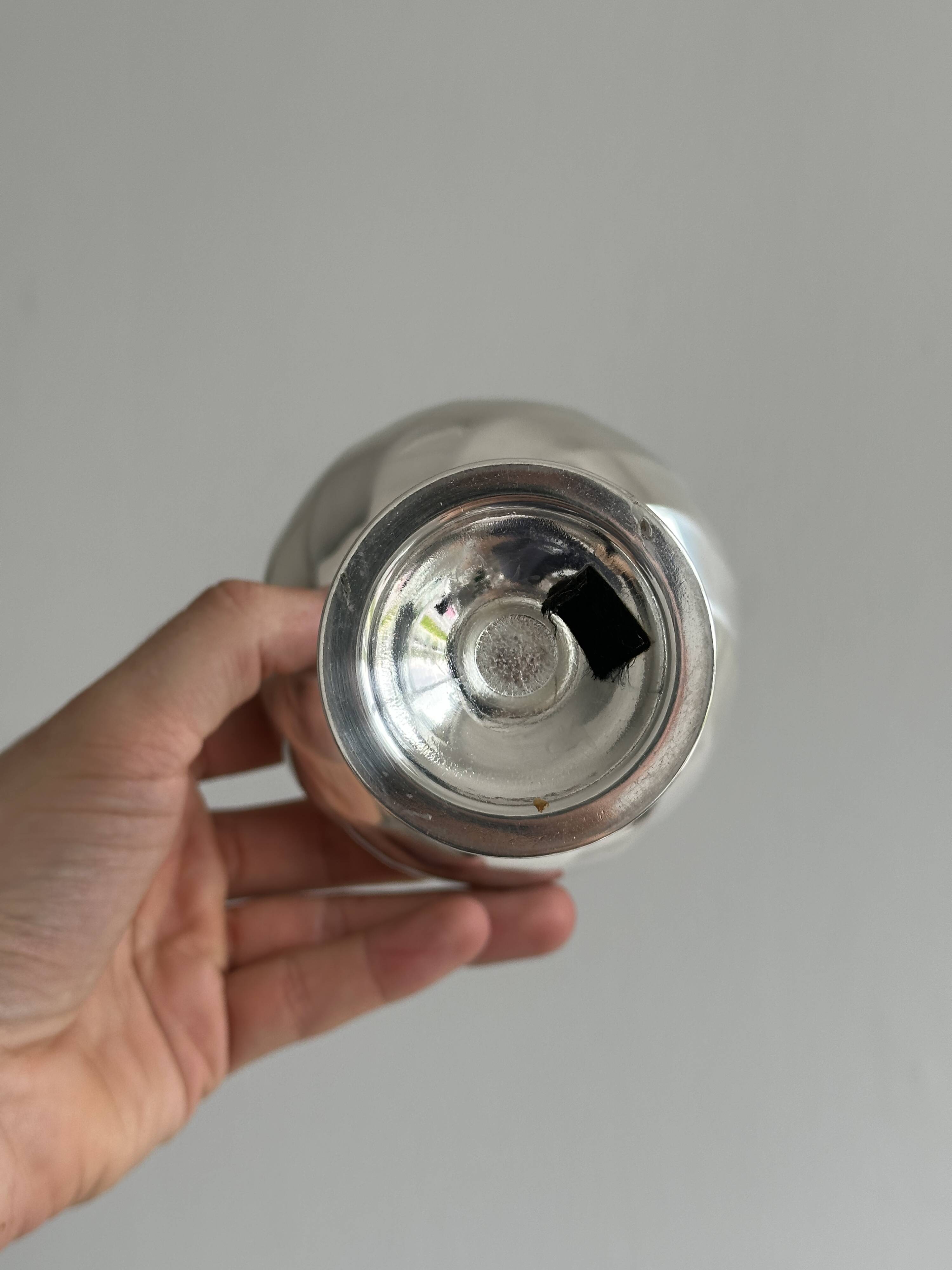 6 shiny metal footed bowls