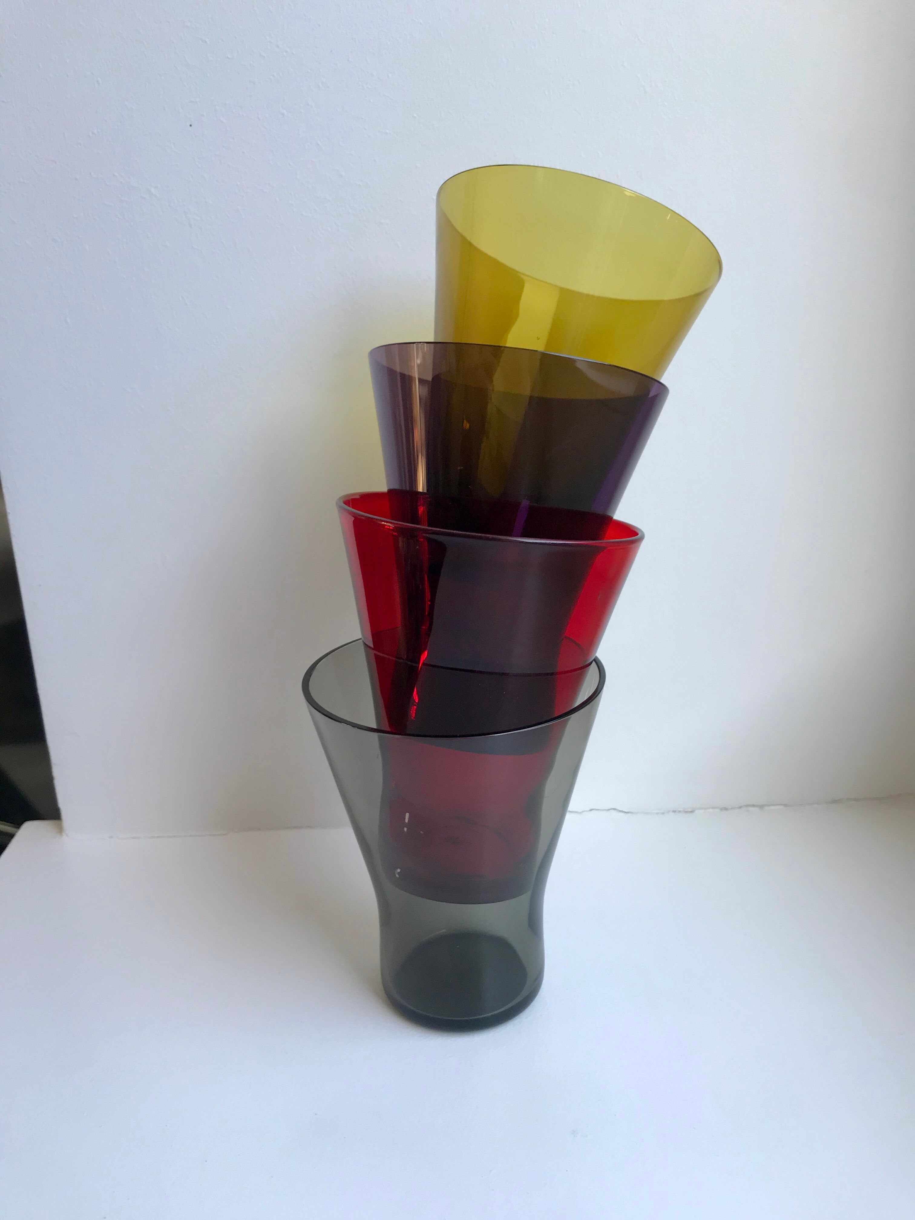Set of 4 colorful design water glasses 70s