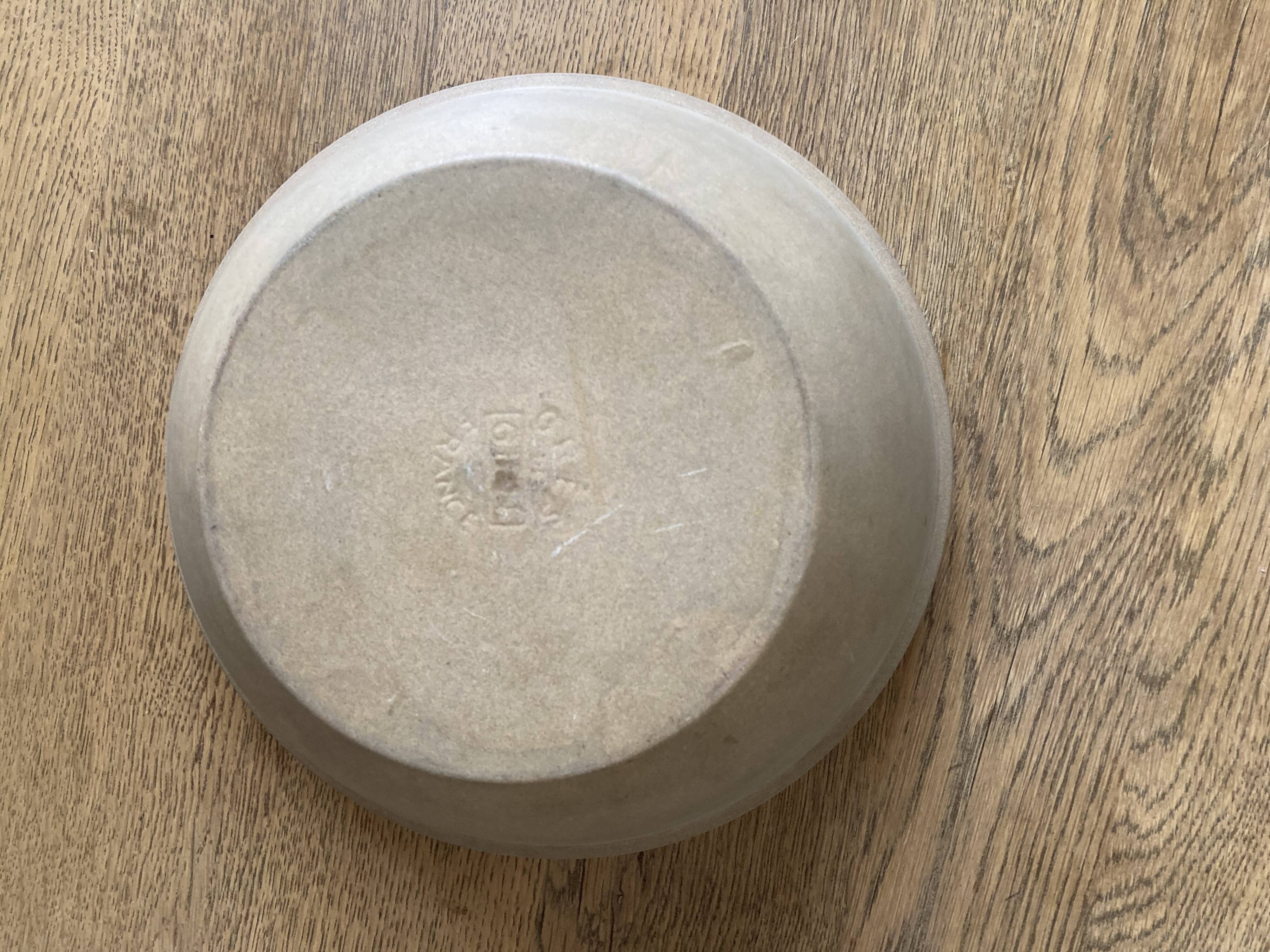 Gien beige and brown sandstone salad