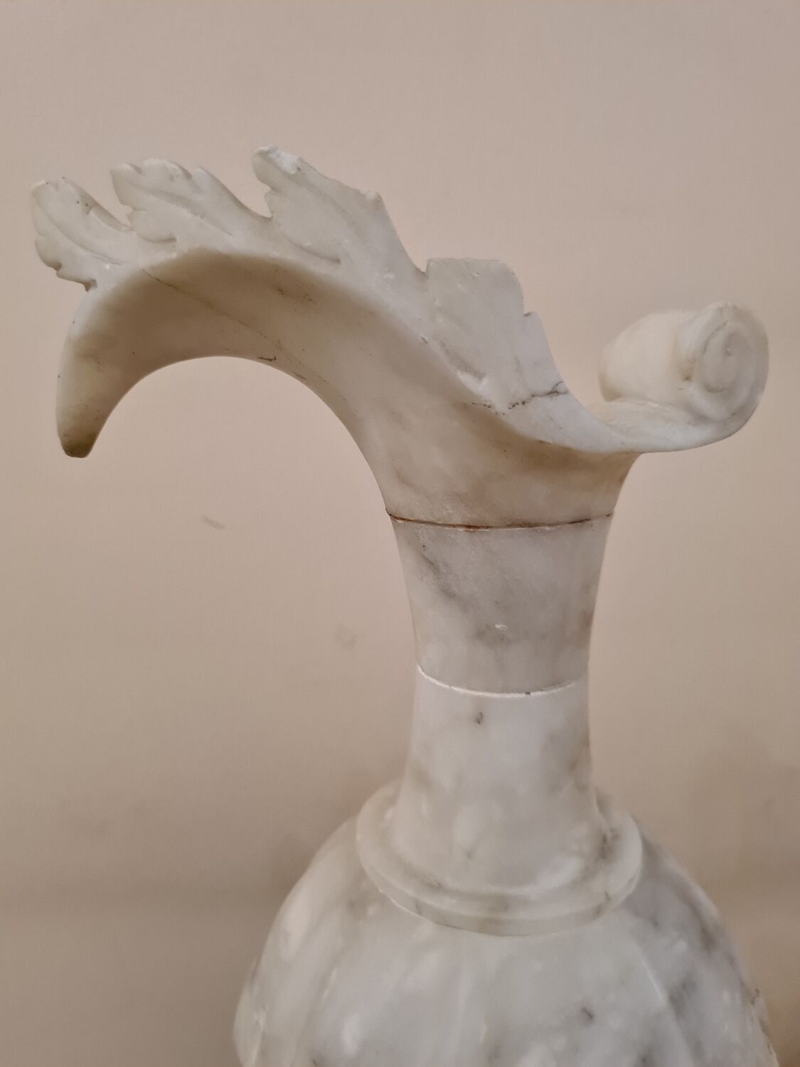 Pair of alabaster vases late XIXth