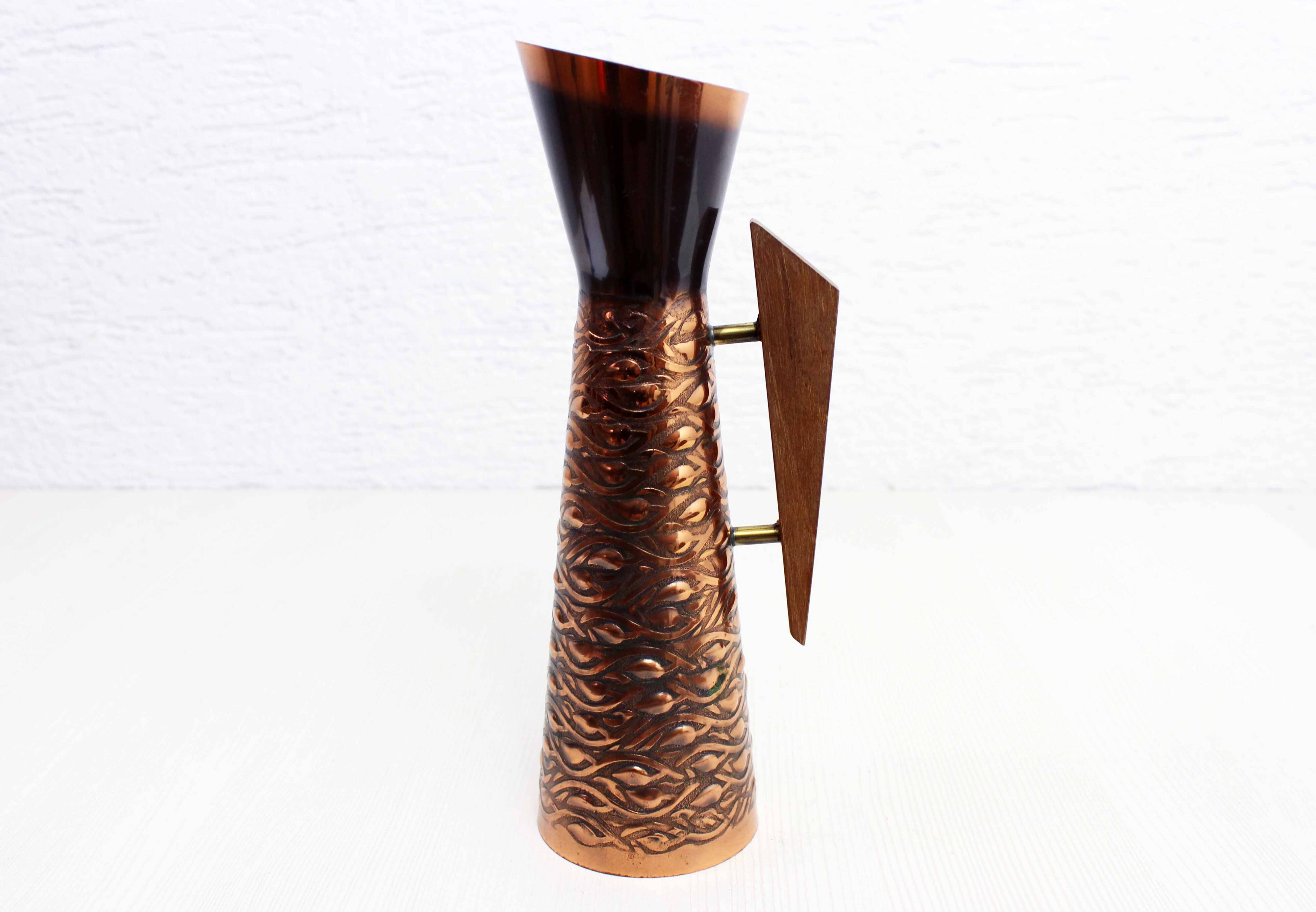Vase vintage en cuivre et teck