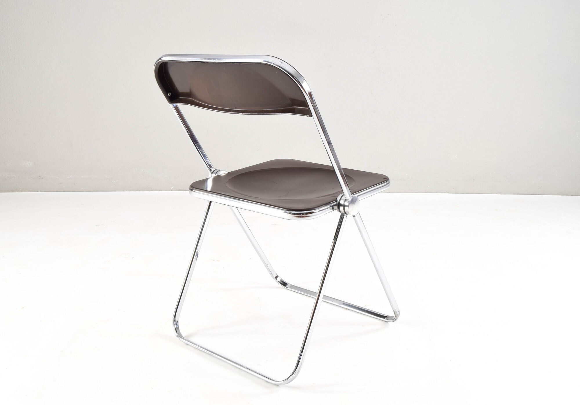 Plia folding chairs by Giancarlo Piretti to Castelli Italy 60s