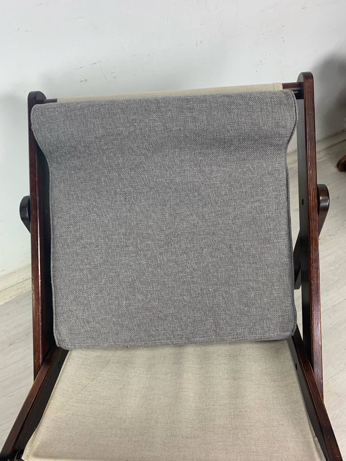 Pair of folding armchairs