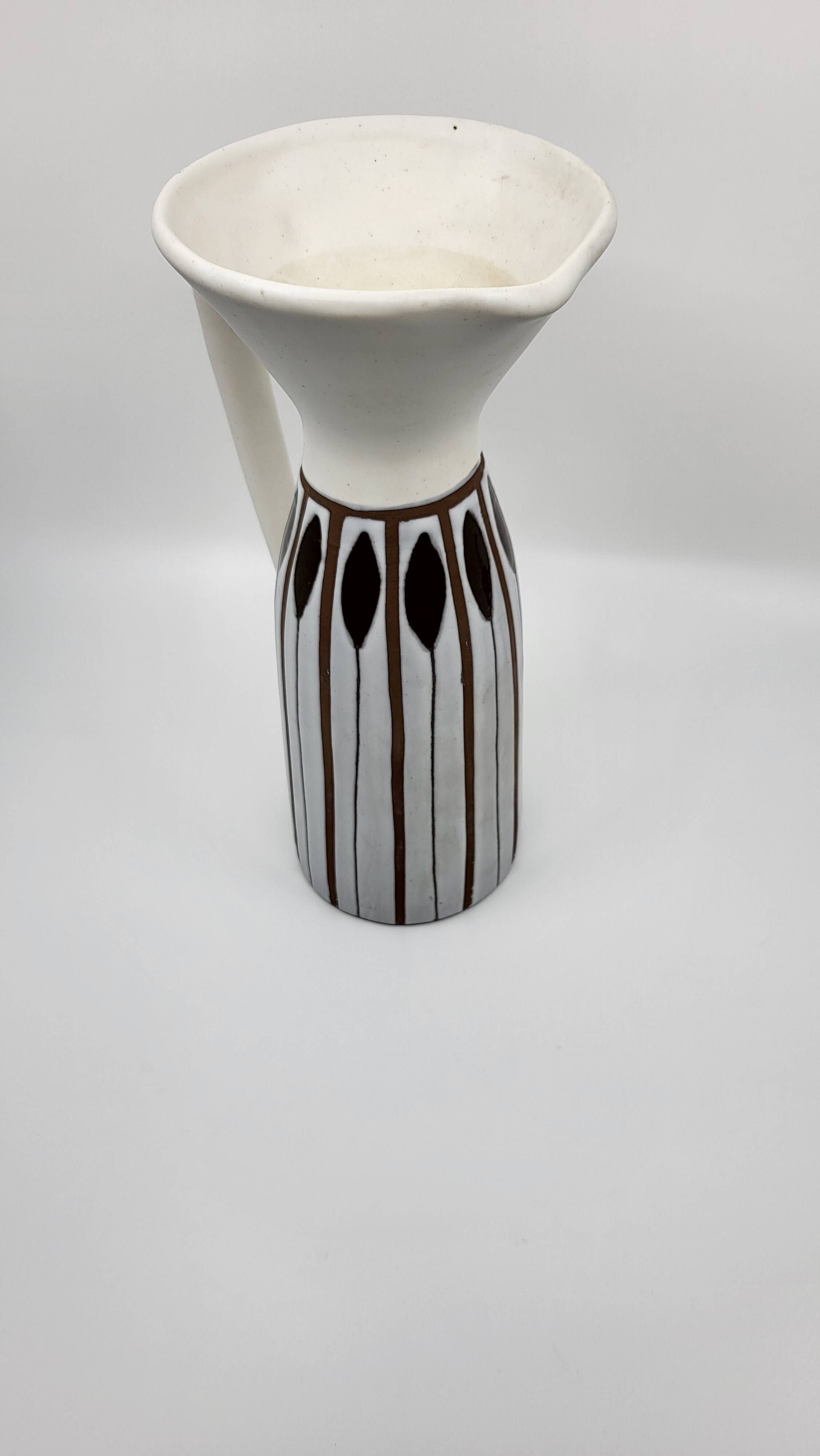 Italian Pitcher, Roger Capron