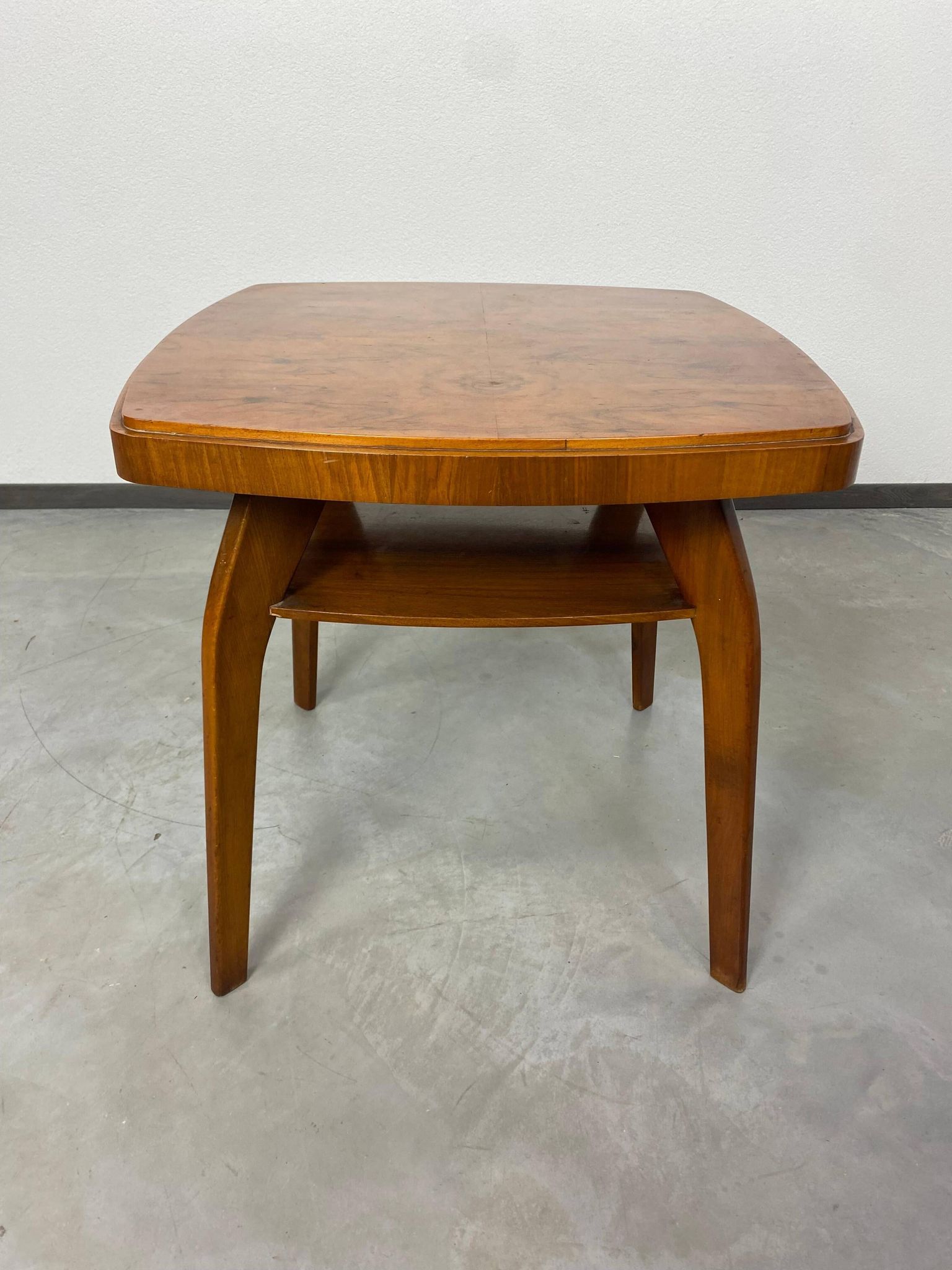 Crab coffee table by architect Jindřich Halabala for Tatra NP