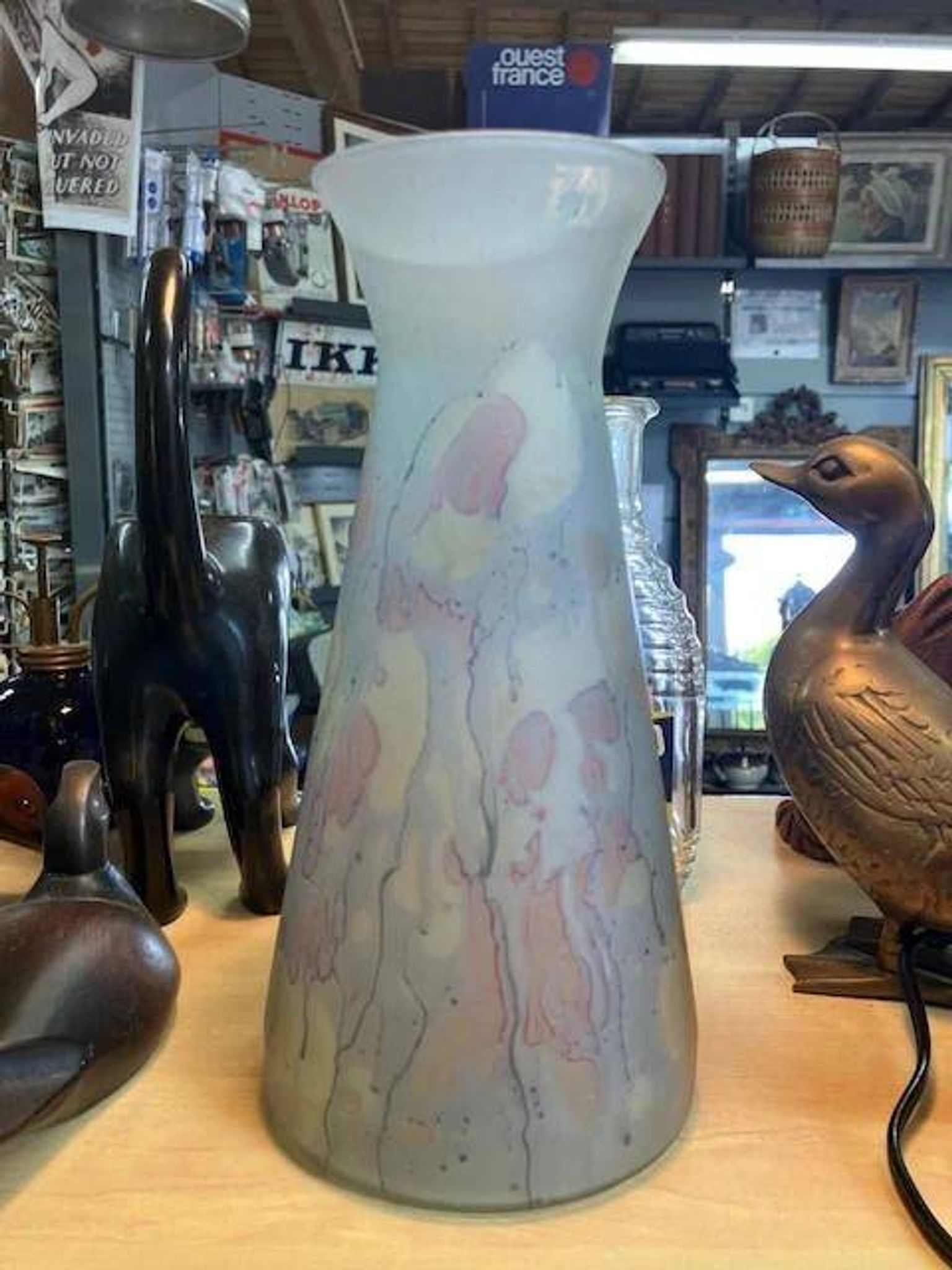 Vase 24cm ilanit pâte de verre dépoli pastel année 50