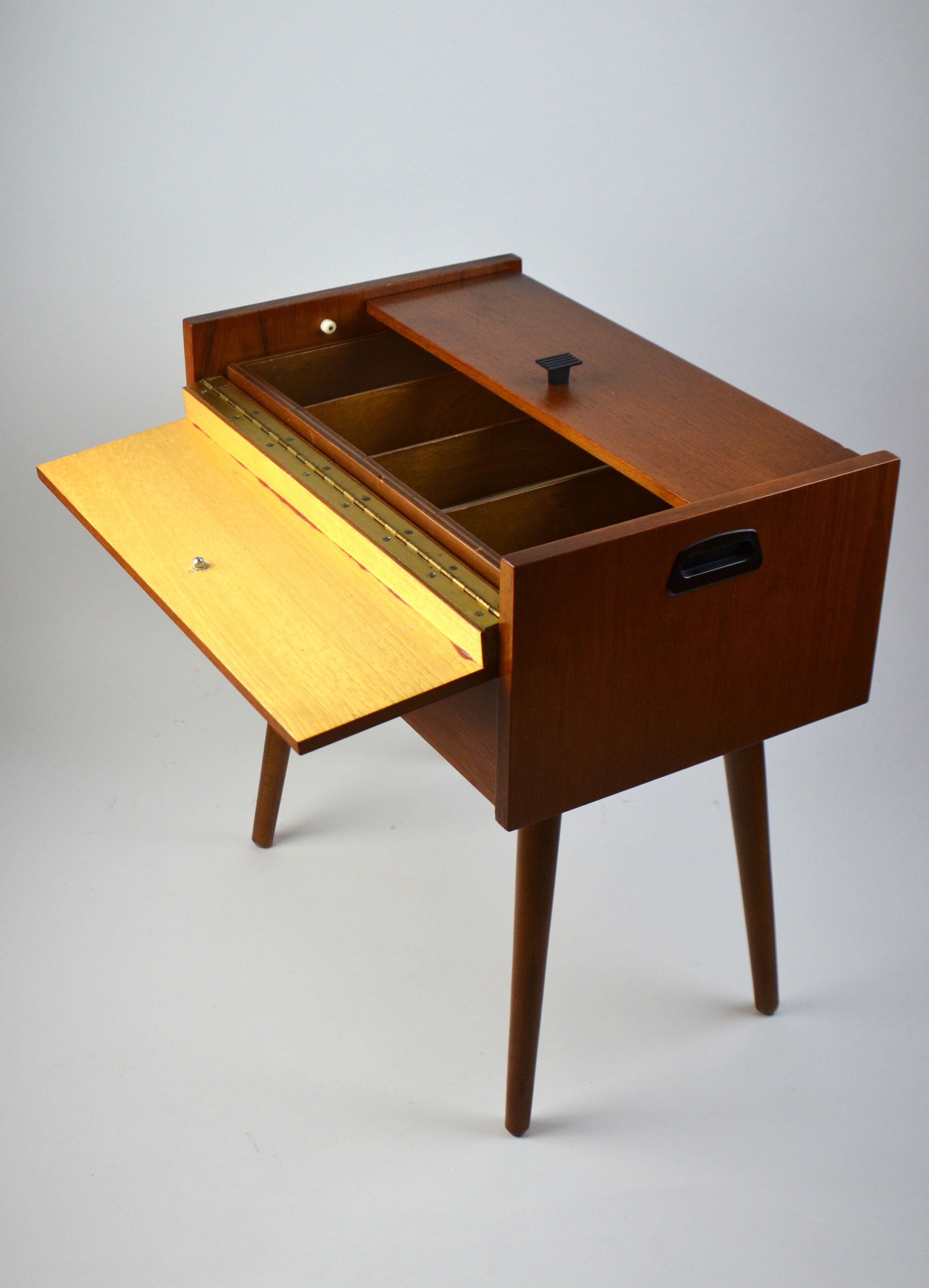 TEMPSA Miniature Machine à Coudre en Métal Pour Maison de Poupée