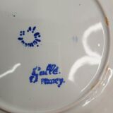 Antique plate in faience – Émile Gallé at Saint-Clément