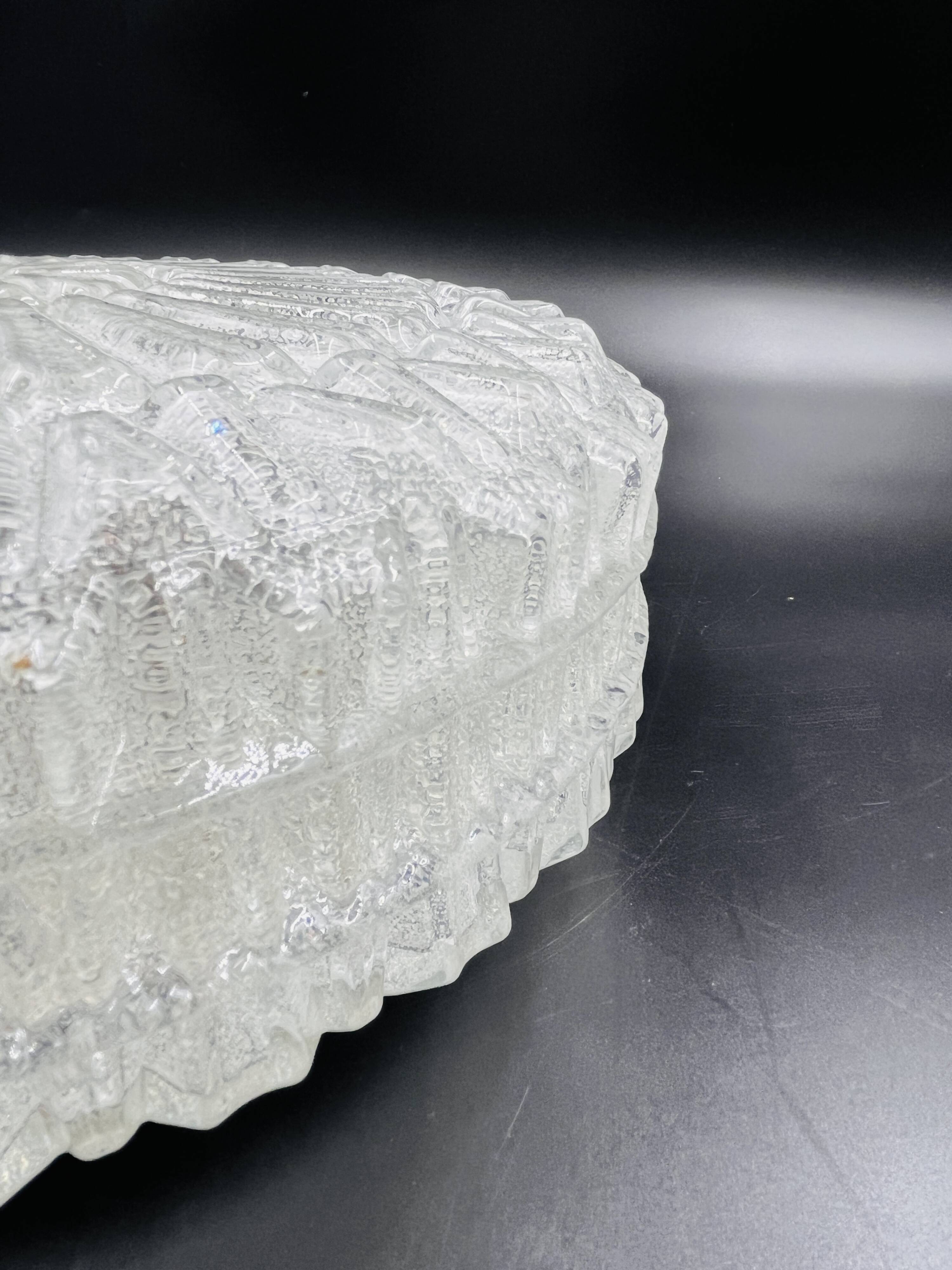 Plafonnier en verre relief sablé RZB