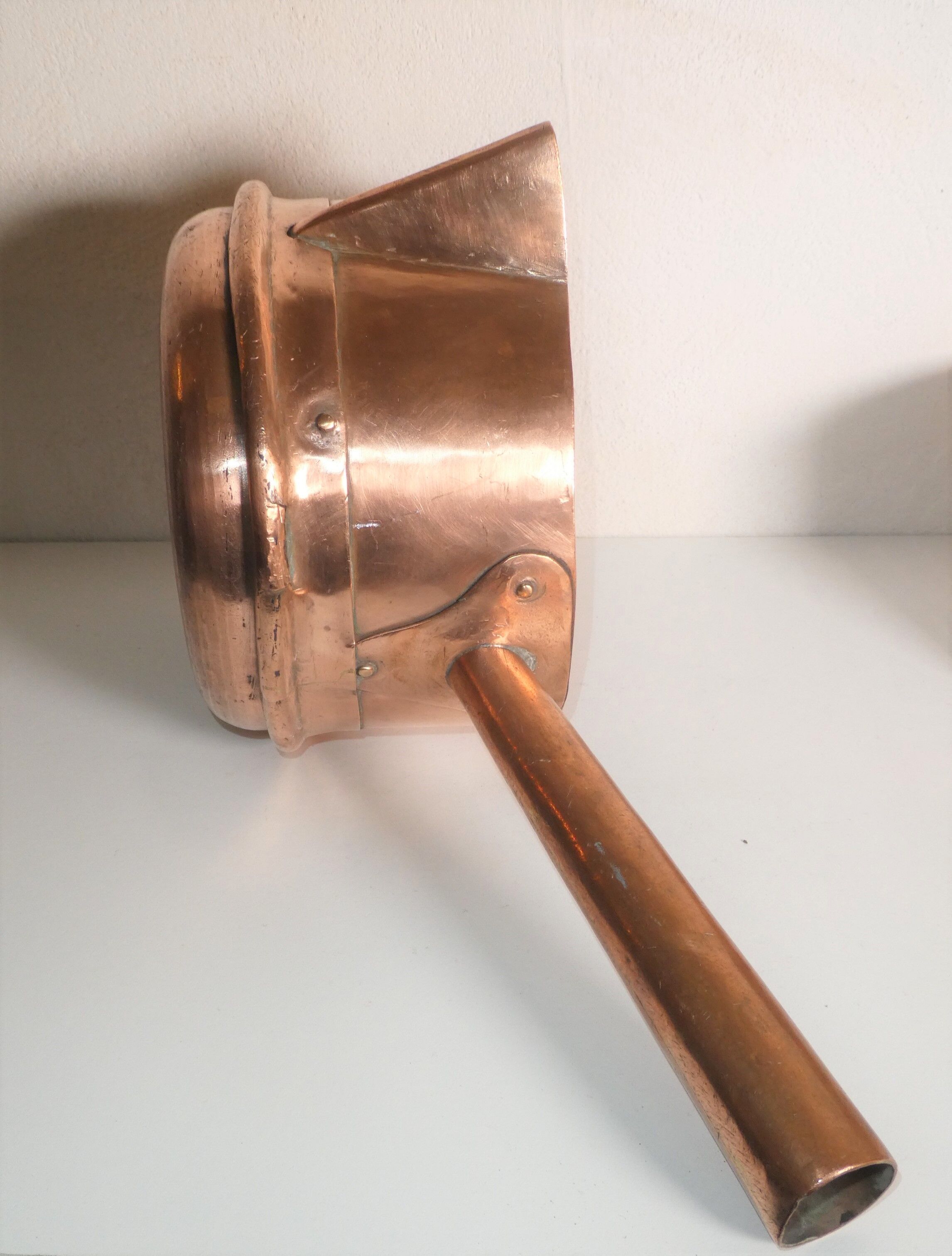 Set of 2 pastry pots