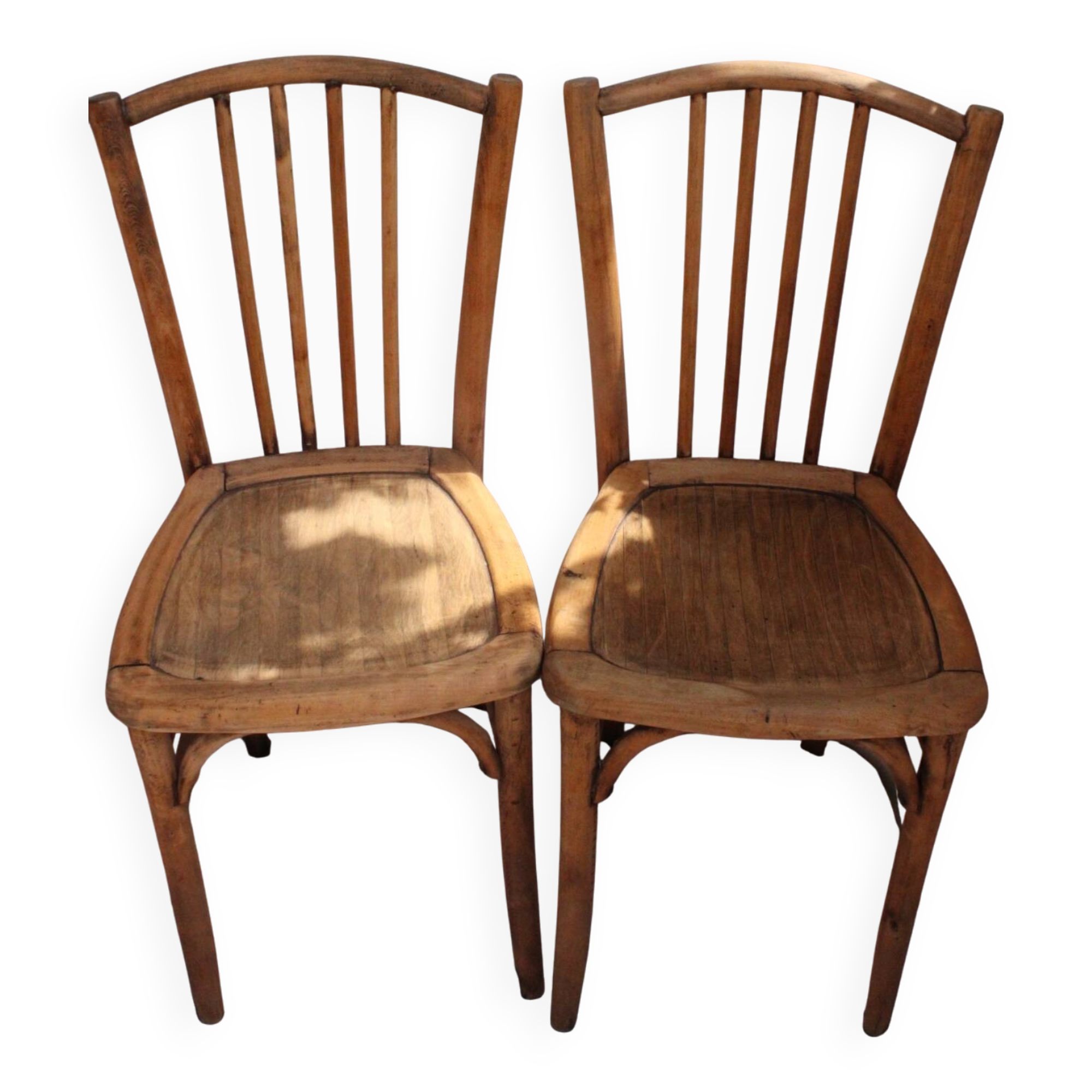Duo of bistro chairs in bare wood, fully sanded and curved wooden backrest
