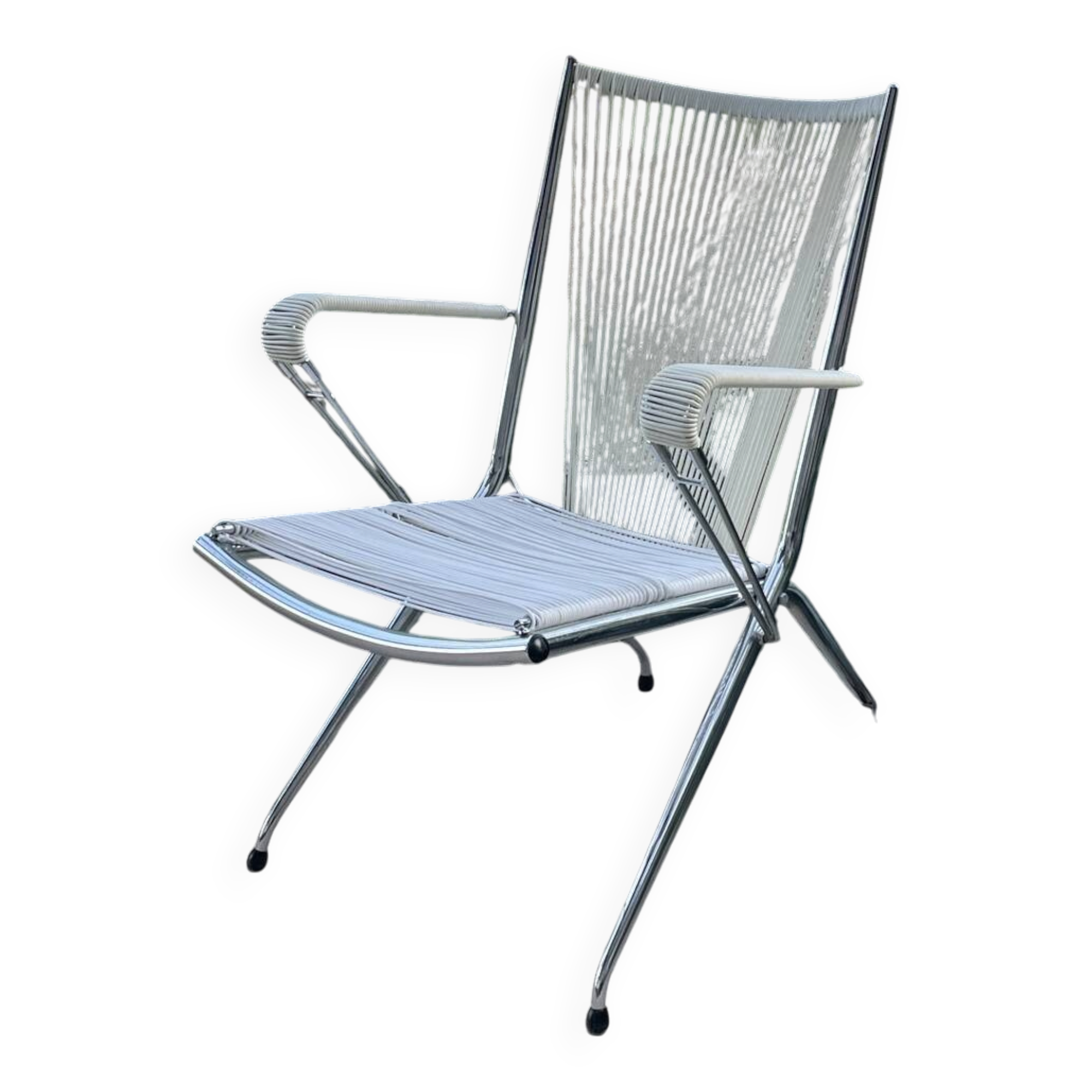 Vintage Scoubidou chaise lounge in chrome and white – 1960s/70s.