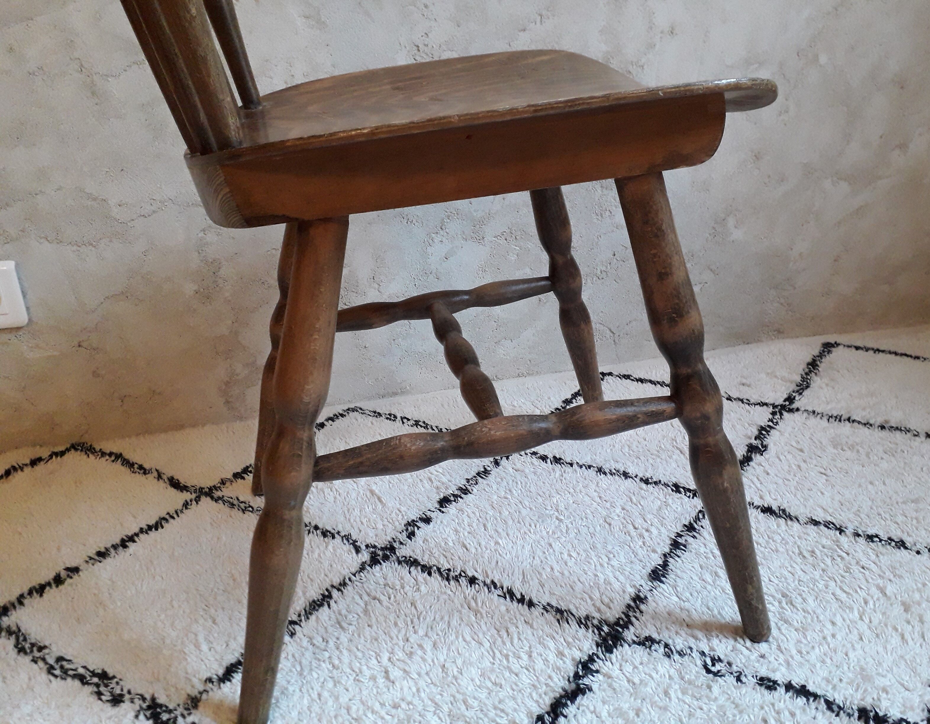 Baumann chair model Tacoma