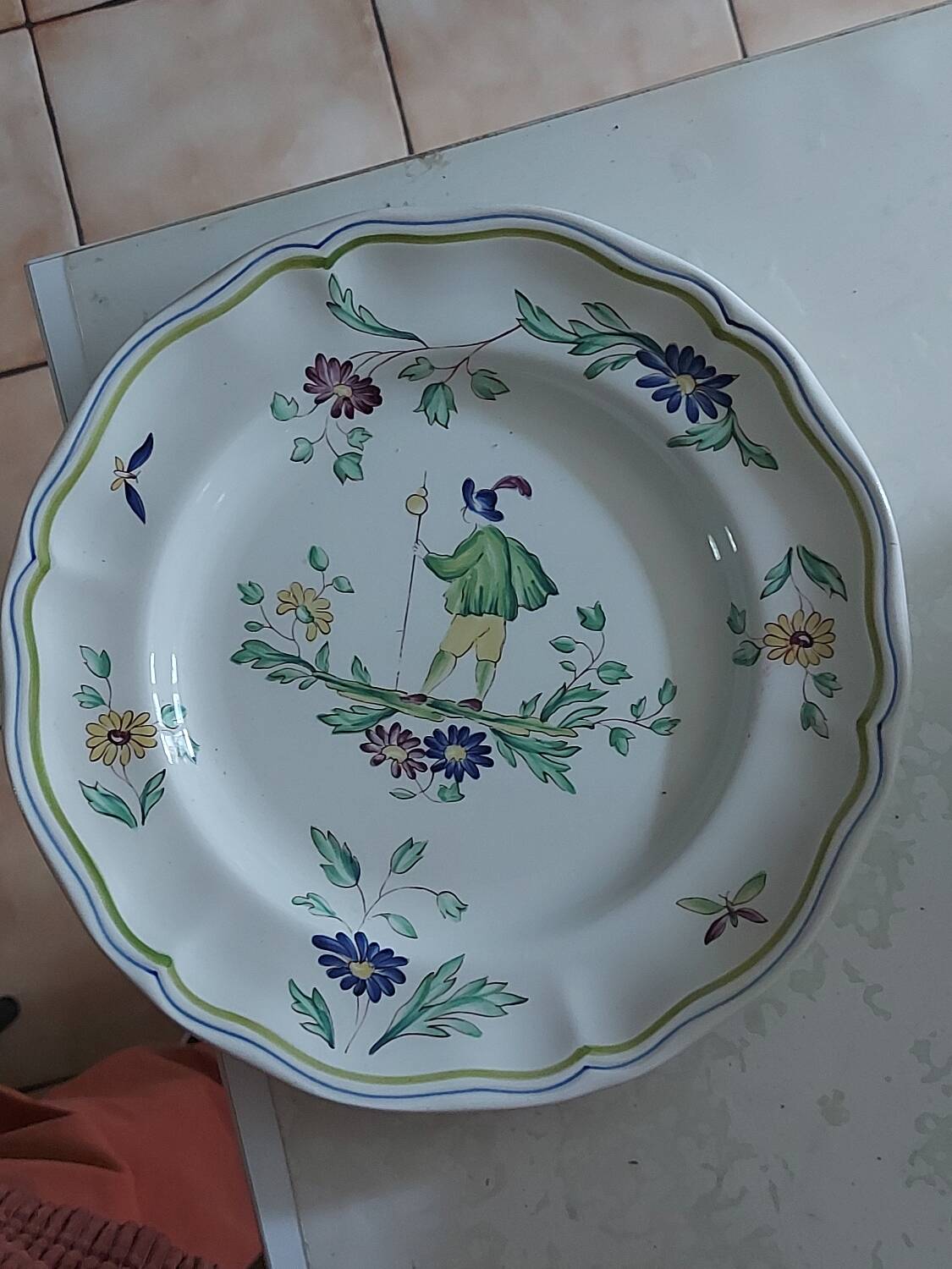 Moustier Longchamp decorative earthenware plate