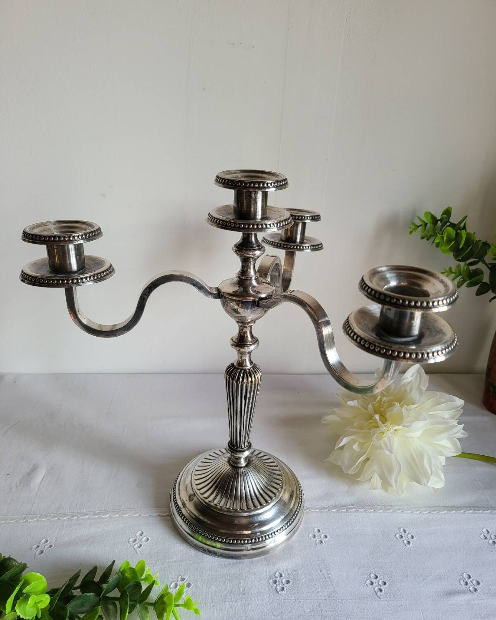 Silver-plated metal candelabrum chandelier SNPA with 4 lights