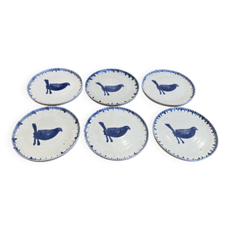 Ensemble 6 assiettes entièrement faites à la main.