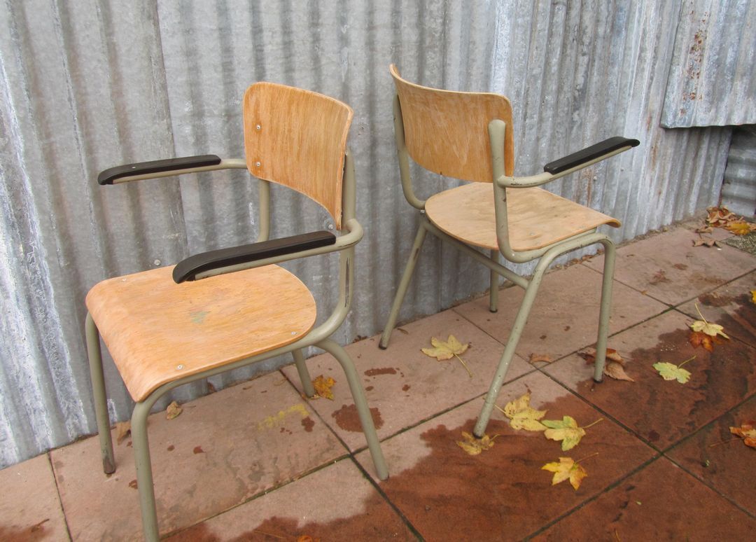 Chair with armrest bakelite school