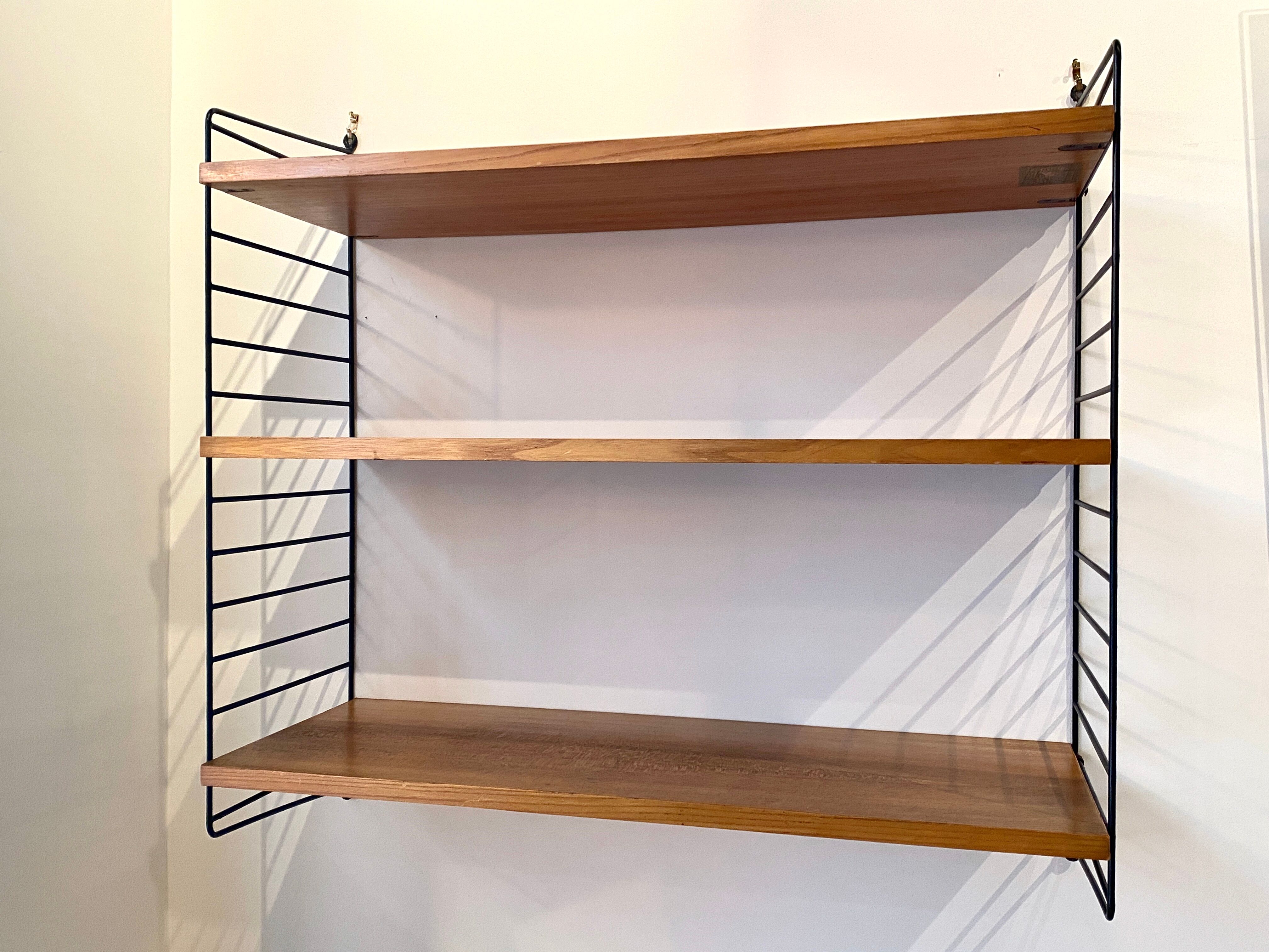 String shelf