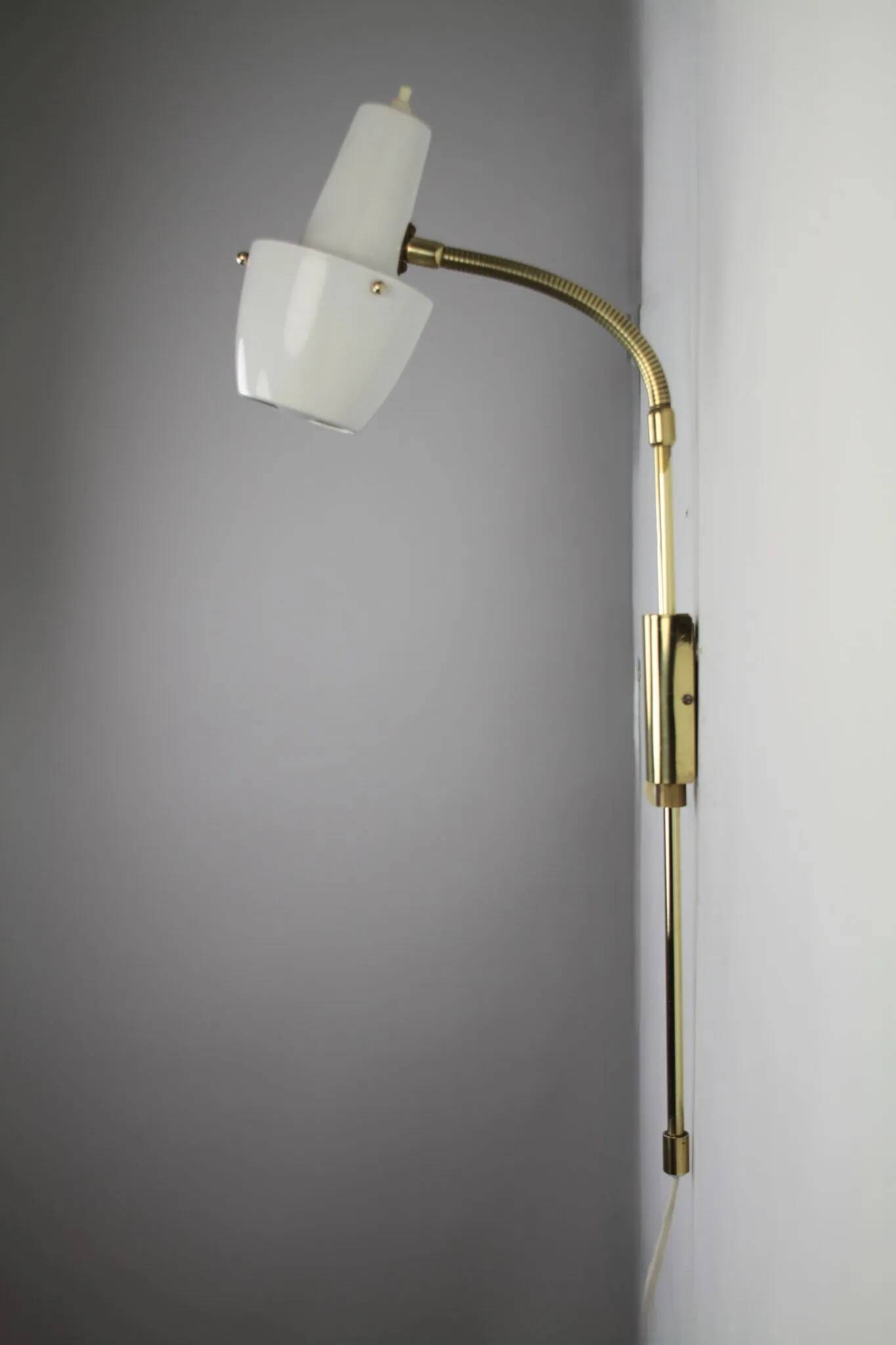 Model V-45 Wall Lamp by Eric Wärnå for EWÅ Armaturfabrik, Värnamo, Sweden — 1960s