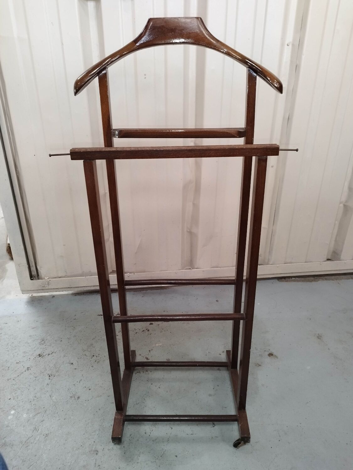 Wooden valet on wheels